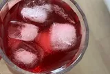 1 loại nước ép màu đỏ như máu “quét rác” mạch máu cực giỏi, hạ huyết áp, giúp ngủ ngon: KHÔNG phải lựu hay cà chua