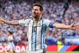 Messi ghi bàn tại 5 kỳ World Cup san bằng kỷ lục thế kỷ của Ronaldo