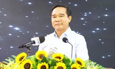 Chủ tịch TP.HCM: Sẽ biến những dự án ngủ quên thành nhà máy, công trình hiện đại