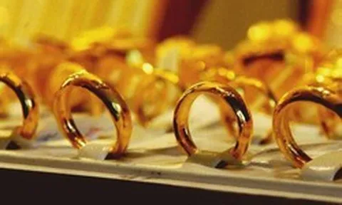 Đi làm gần 10 năm nhiều người mới mua được 1 chỉ vàng