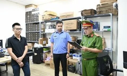 Khám xét khẩn cấp 5 công ty cung cấp máy tính, "cài win", crack phần mềm lậu cho hàng trăm máy tính, khởi tố hàng loạt giám đốc
