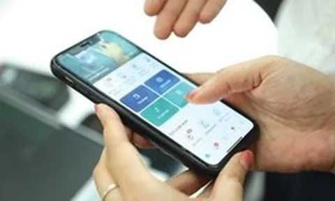 Sáng 15/6, loạt người dùng không vào được App của BIDV