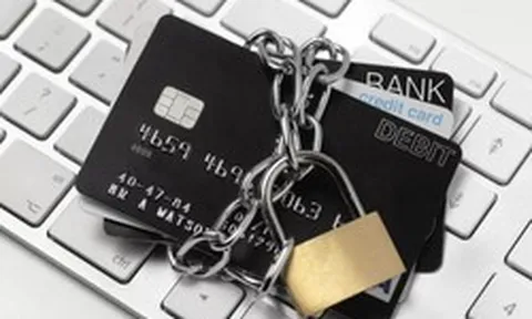 Cơ quan Thuế yêu cầu Agribank, BIDV, MB, VPBank, LPBank,... phong tỏa các tài khoản ngân hàng sau